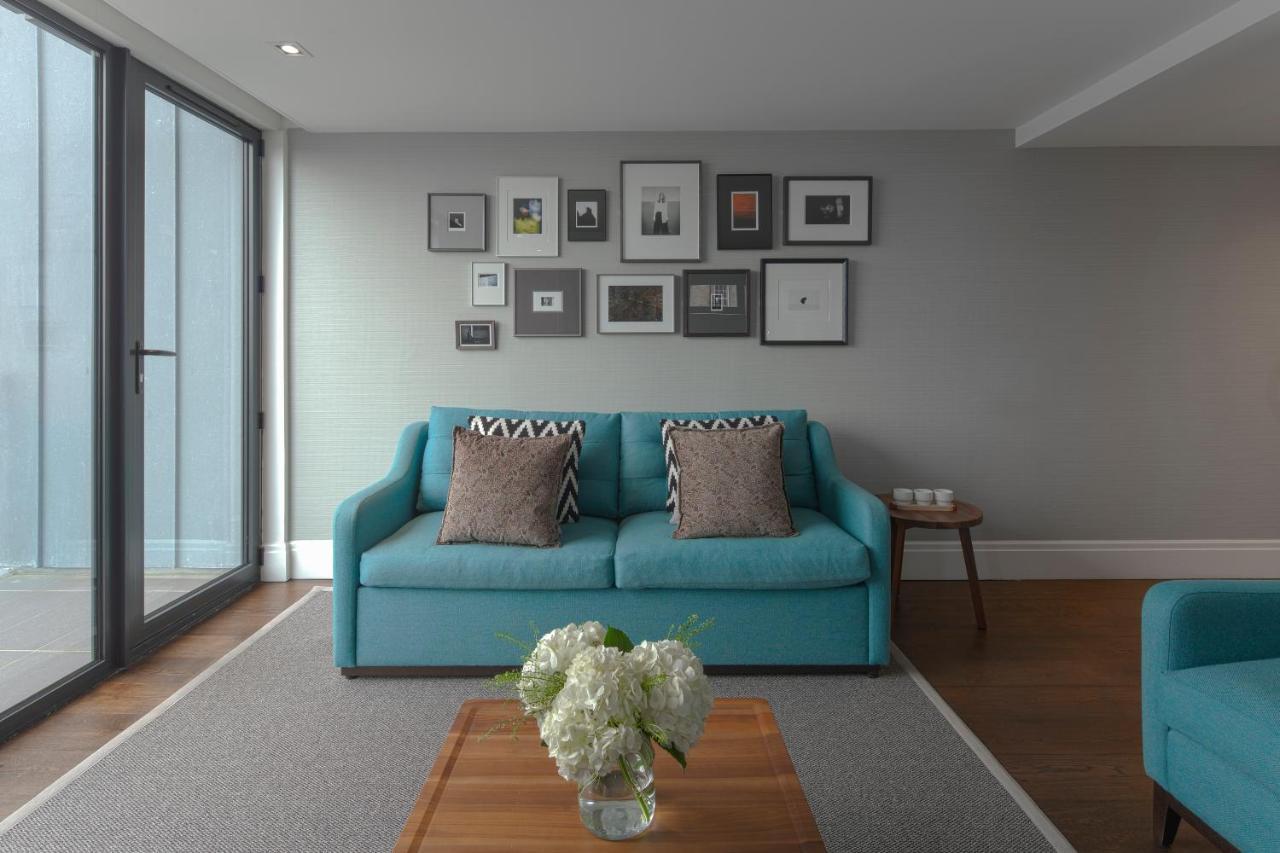 Aparthotel Cheval Old Town Chambers Edimburgo Esterno foto A 3D rendering of a living room