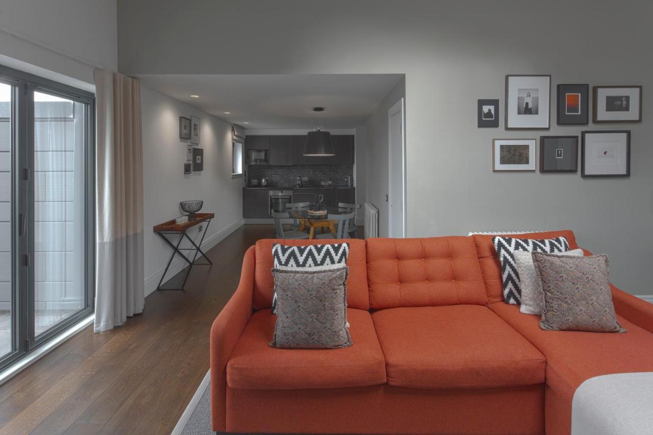 Aparthotel Cheval Old Town Chambers Edimburgo Esterno foto A 3D rendering of a living room