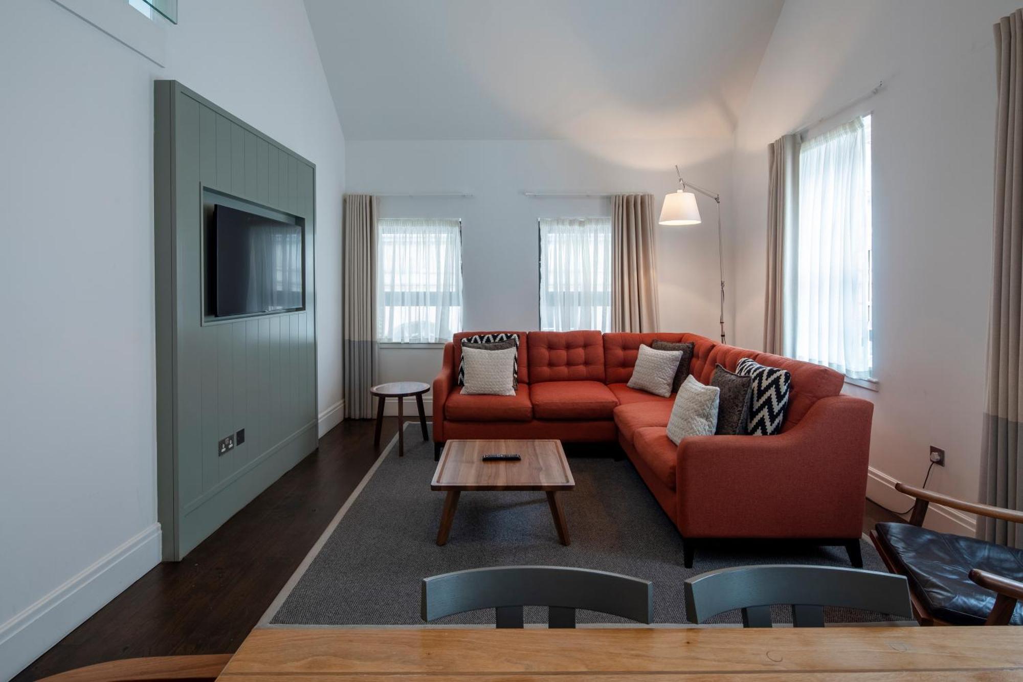 Aparthotel Cheval Old Town Chambers Edimburgo Esterno foto Living room
