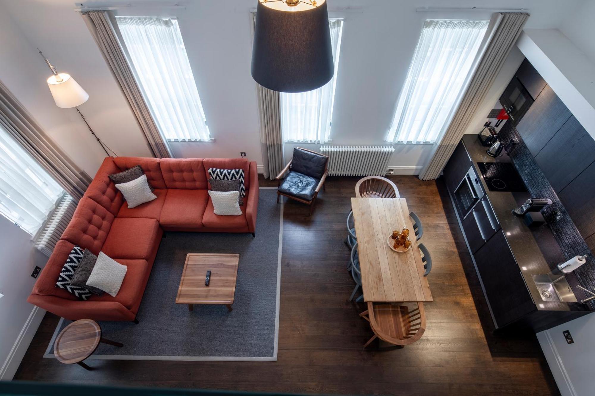 Aparthotel Cheval Old Town Chambers Edimburgo Esterno foto A modern apartment in Helsinki, Finland